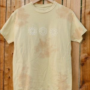 URBAN OUTFITTERS TIE-DYE TEE